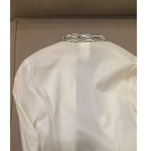 button down - Picture 2 of 3